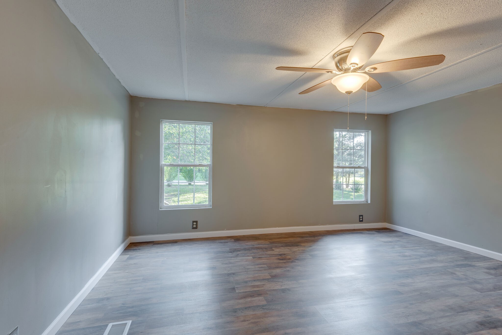 6325 Keys Branch Road Nunnelly, TN 37137 - Photo 17 of 27 Gallery Image 17