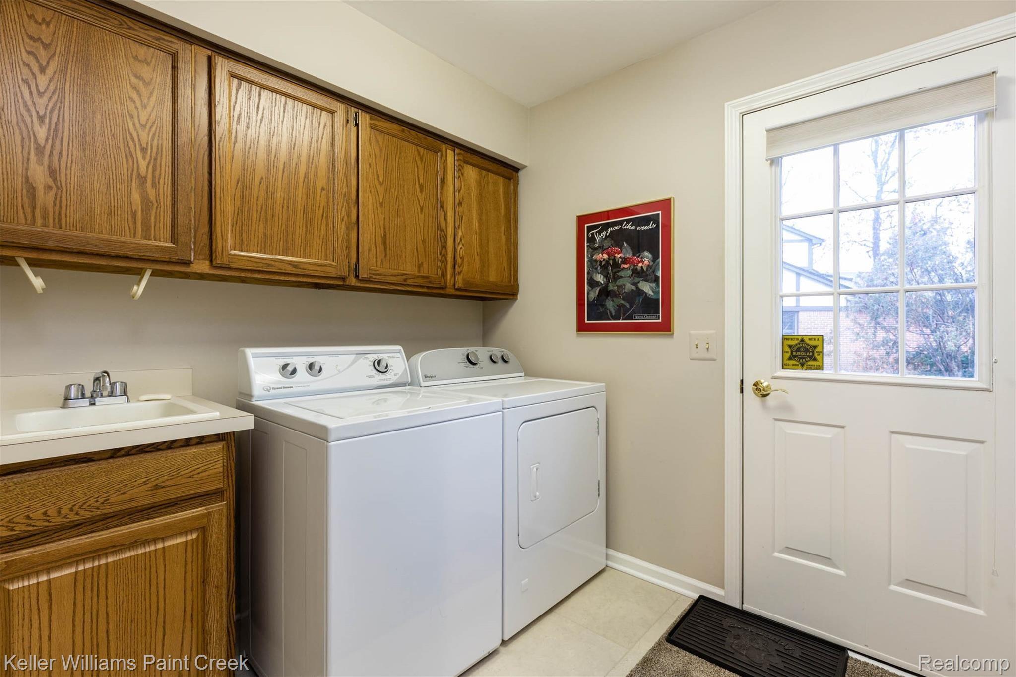 40925 Coventry Road Novi, MI 48375 - Photo 21 of 47 40925 Coventry Rd-26.jpg