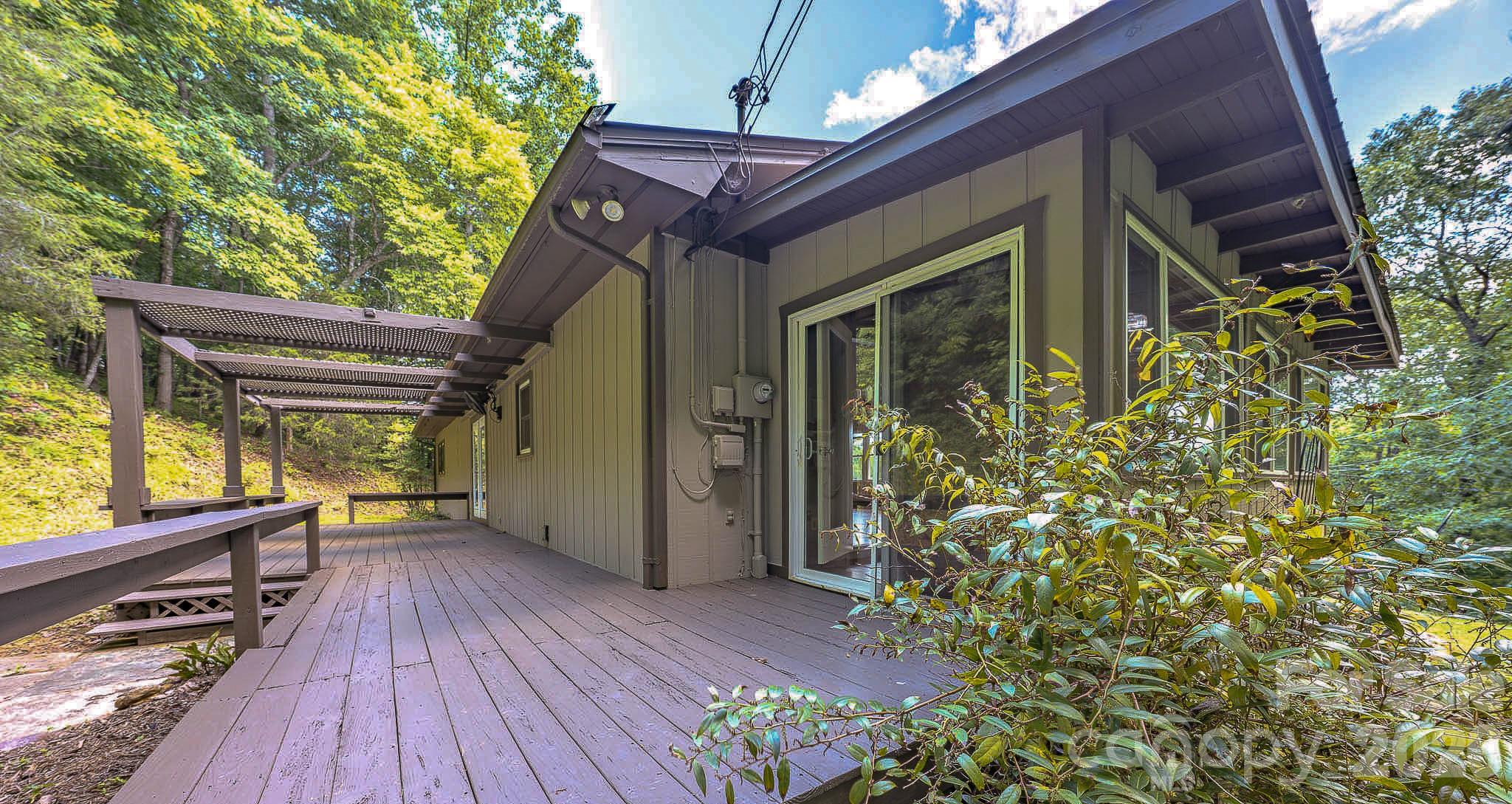 35 Coweeta Ridge Otto, NC 28763 - Photo 4 of 48