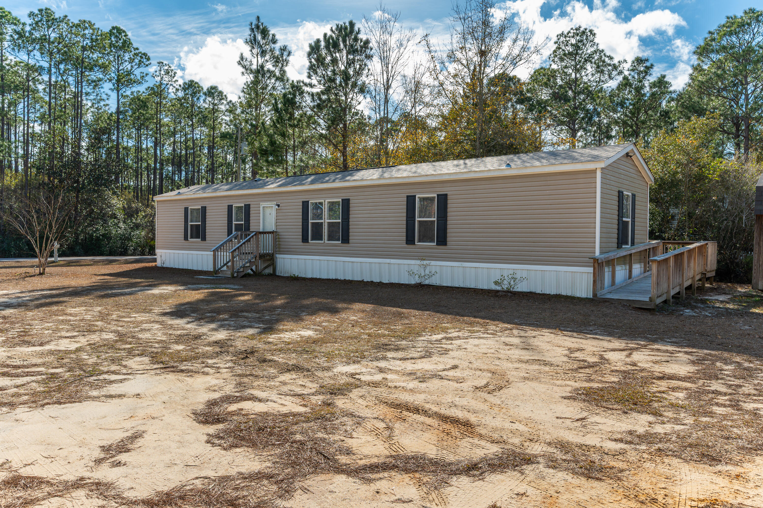 124 Mallet Bayou Road Freeport, FL 32439 - Photo 1 of 26 1