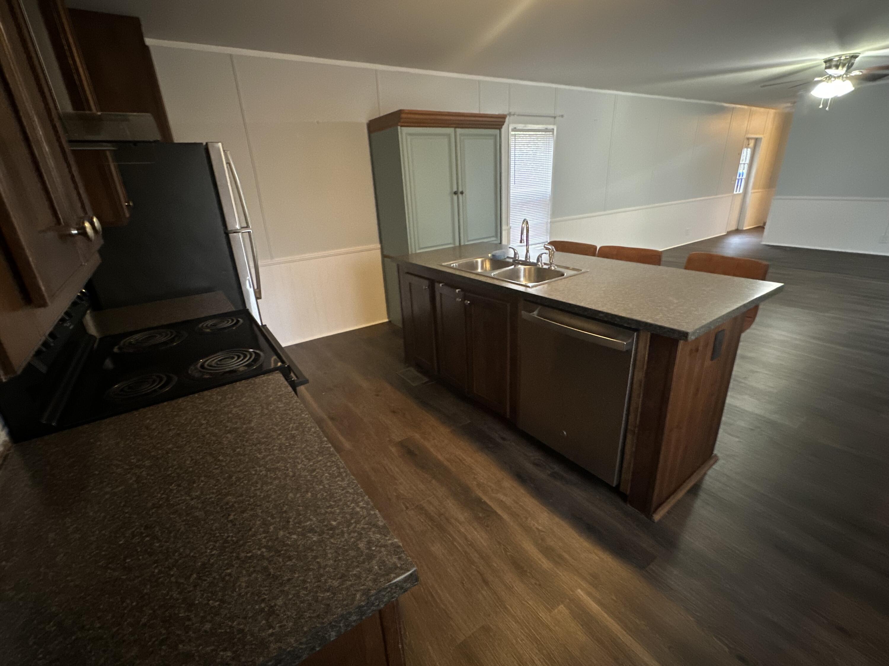 124 Mallet Bayou Road Freeport, FL 32439 - Photo 5 of 14 79193629073__B3F35A16-11F3-4DE1-9A56-729