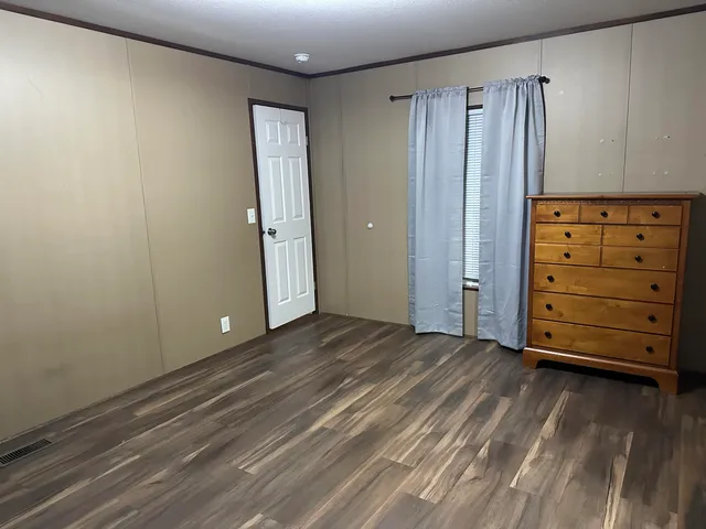 $1,600 | 124 Mallet Bayou Road, Freeport, FL 32439