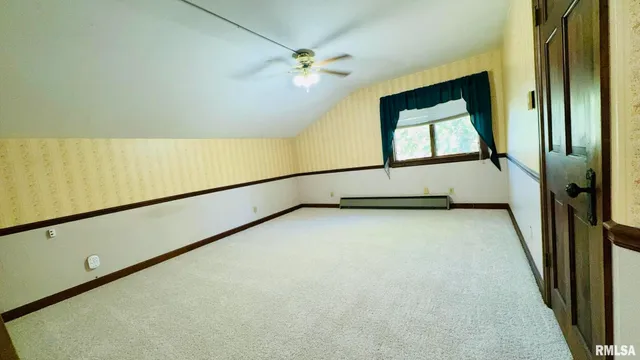 $225,000 | 601 1st Street, Benton, IL 62812