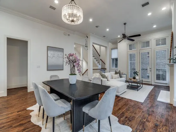 $995,000 | 2114 Aylesport Drive, Dallas, TX 75201