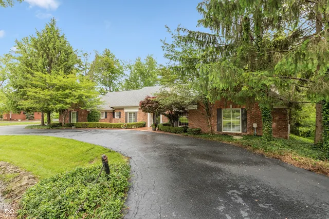 $995,000 | 8535 North Washington Boulevard, Indianapolis, IN 46240