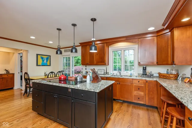 $995,000 | 8535 North Washington Boulevard, Indianapolis, IN 46240