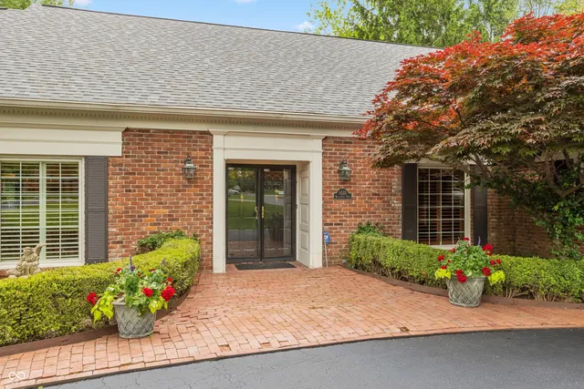 $995,000 | 8535 North Washington Boulevard, Indianapolis, IN 46240