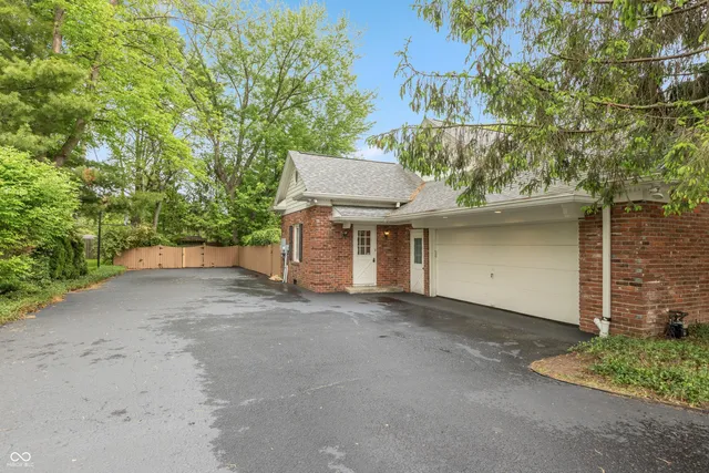 $995,000 | 8535 North Washington Boulevard, Indianapolis, IN 46240