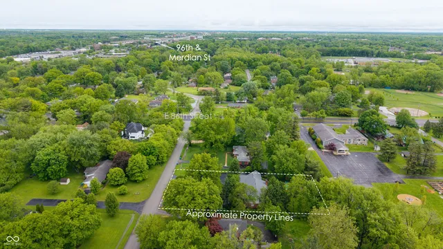 $995,000 | 8535 North Washington Boulevard, Indianapolis, IN 46240