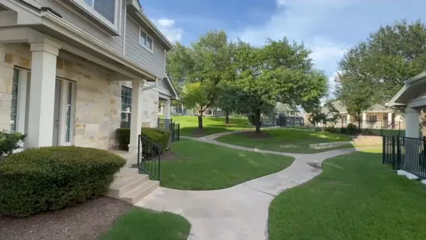$2,000 | 1900 Scofield Ridge Parkway, Unit 2103, Austin, TX 78727