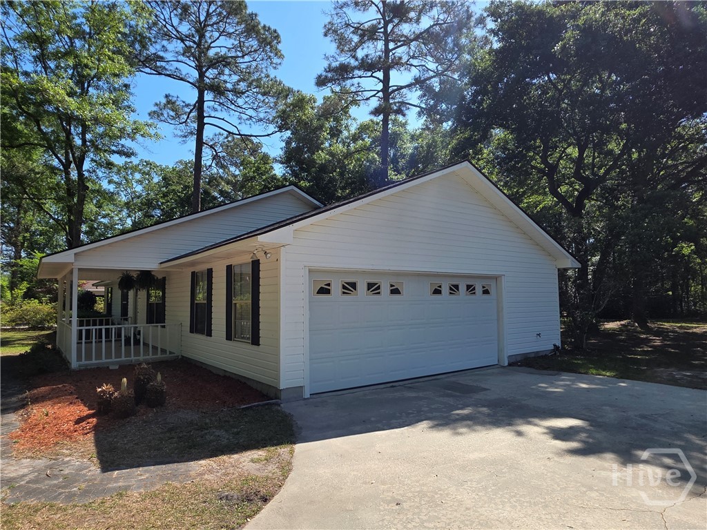 622 Plantation Drive Rincon, GA 31326 - Photo 2 of 25