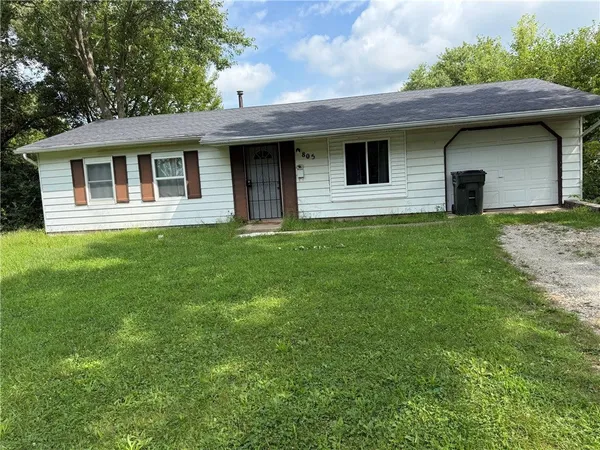$85,000 | 805 Sunset Ridge, Danville, IL 61832