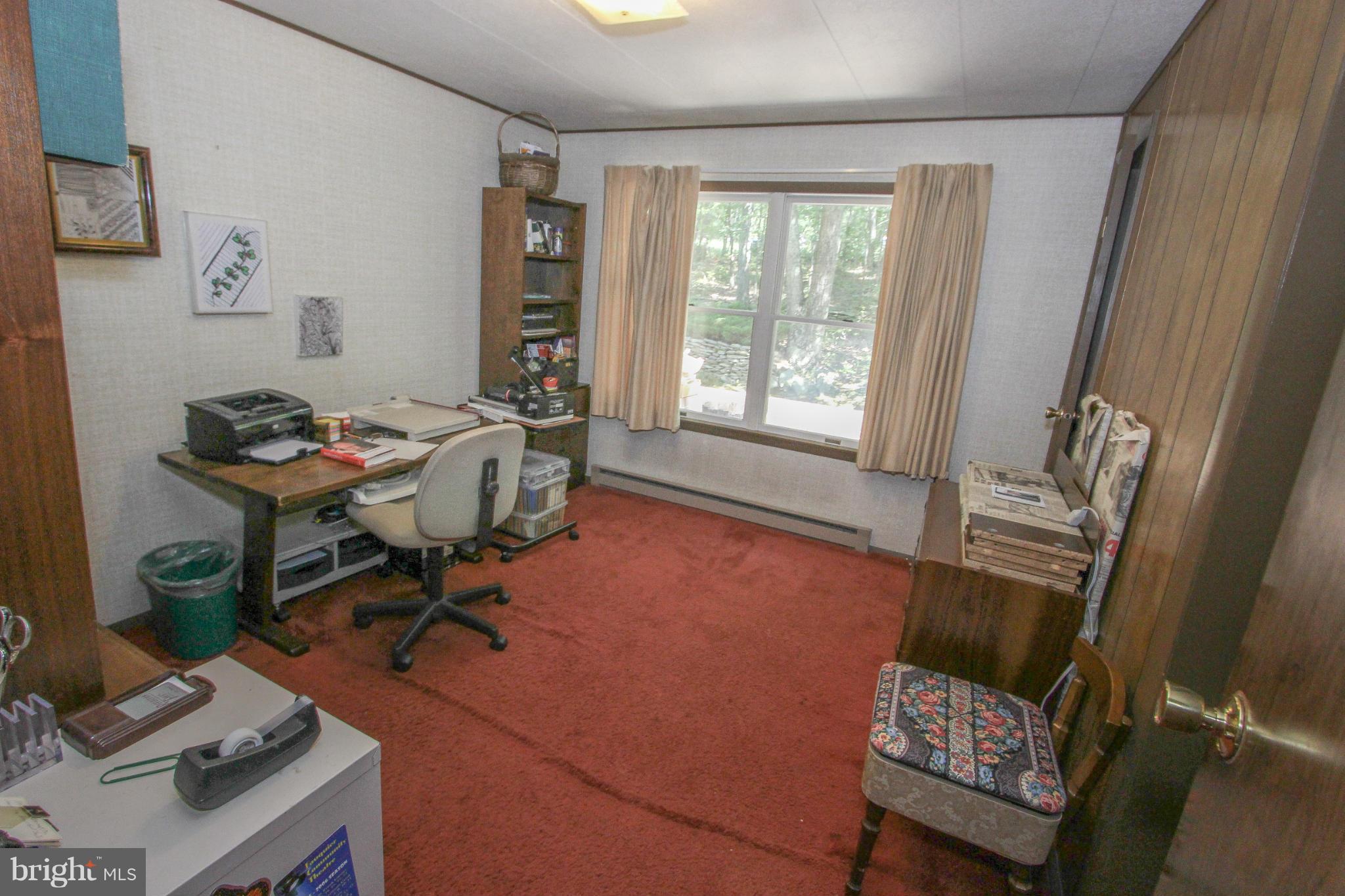 9325 Mountjoy Road Marshall, VA 20115 - Photo 20 of 30 a living room with furniture and a window