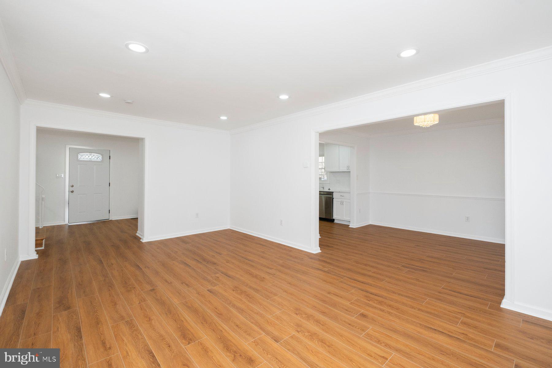 307 Summit Hall Road Gaithersburg, MD 20877 - Photo 3 of 23