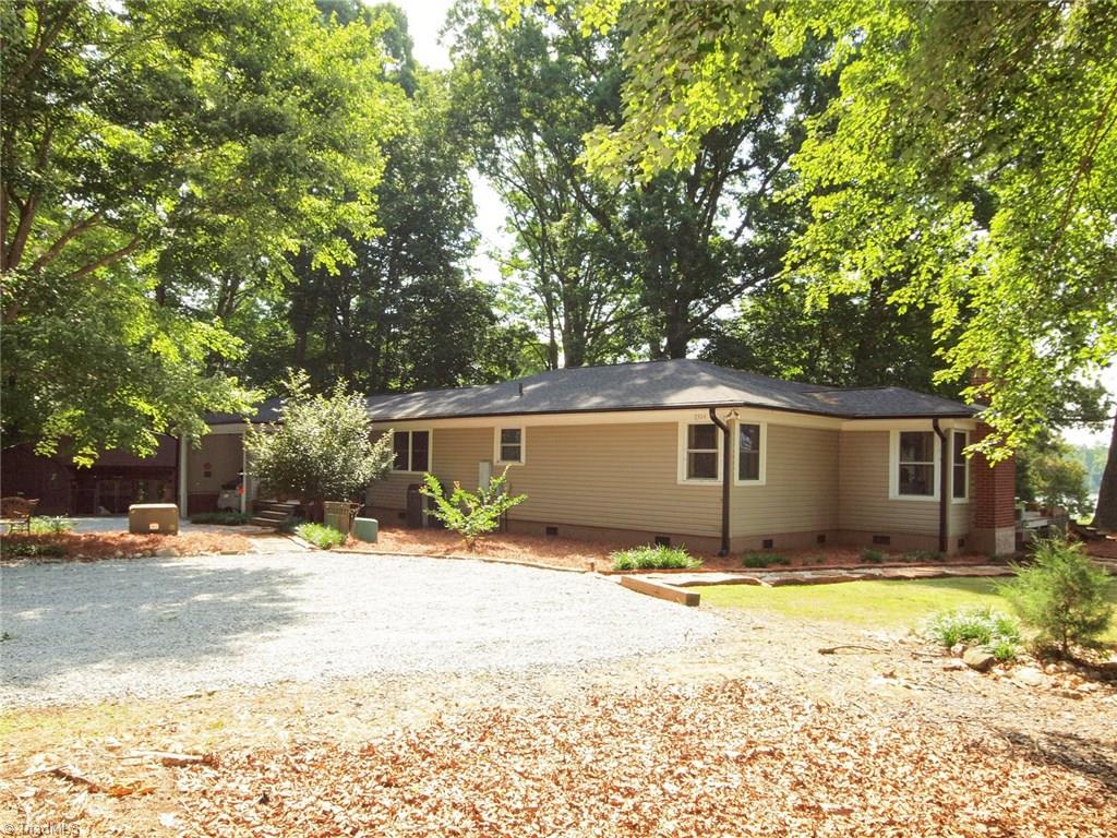 5504 Jesse Small Road Randleman, NC 27317 - Photo 2 of 20