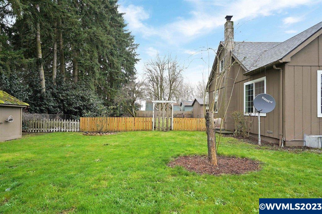 13453 Marlatt Road South Jefferson, OR 97352 - Photo 3 of 37 Gallery Image 3