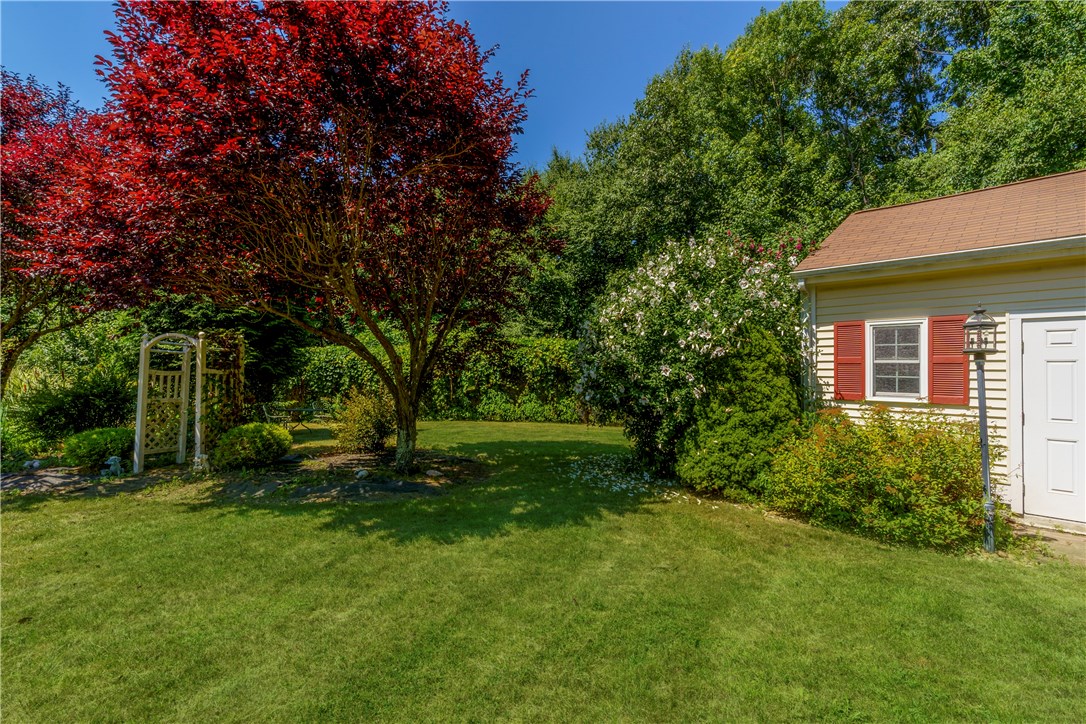 158 West Wrentham Road Cumberland, RI 02864 - Photo 36 of 44 Gallery Image 36