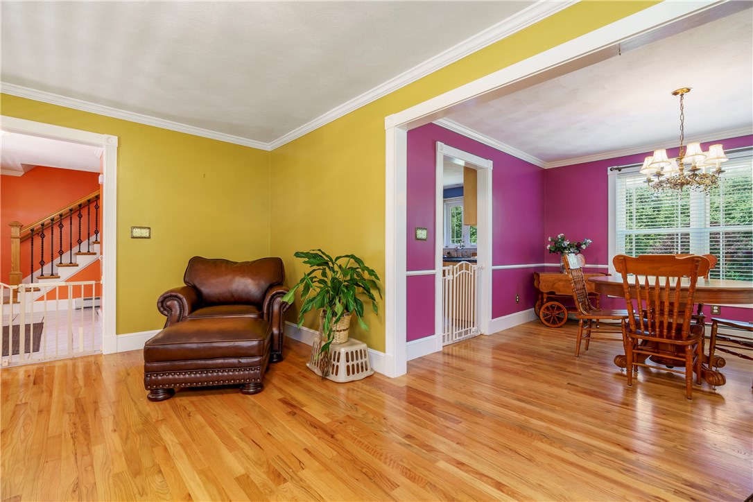 158 West Wrentham Road Cumberland, RI 02864 - Photo 5 of 44 Gallery Image 5