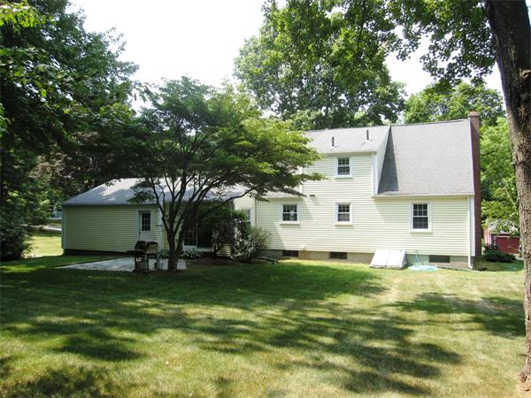 16 Oldham Road Westborough, MA 01581 - Photo 3 of 24 Gallery Image 3
