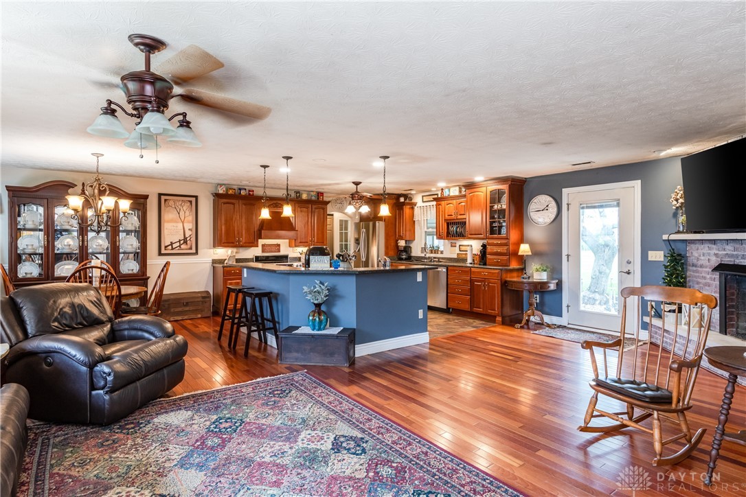 2958 Cemetery Road Xenia, OH 45385 - Photo 4 of 29 Gallery Image 4