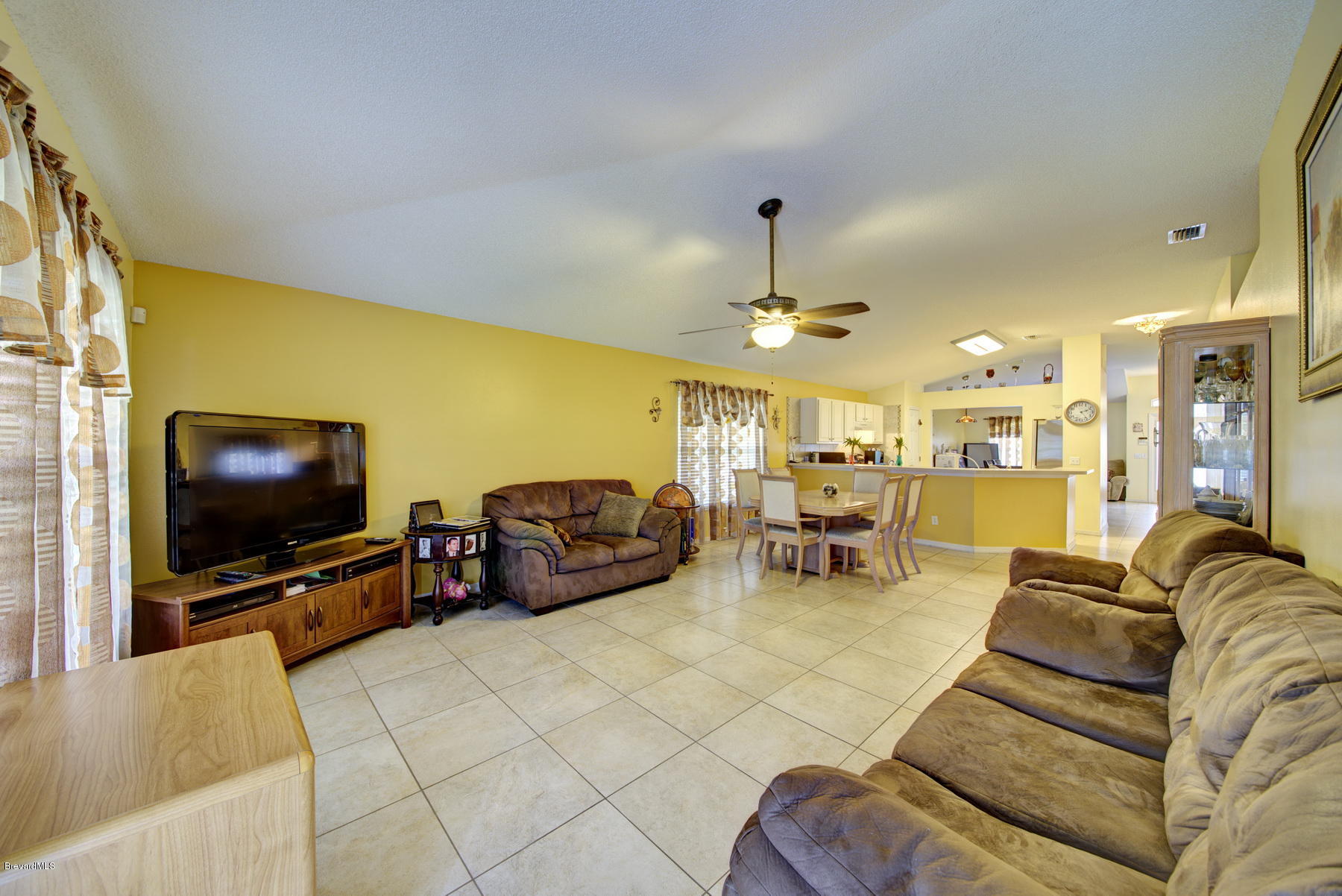 4851 Decatur Circle Melbourne, FL 32934 - Photo 14 of 27 Great Family Room