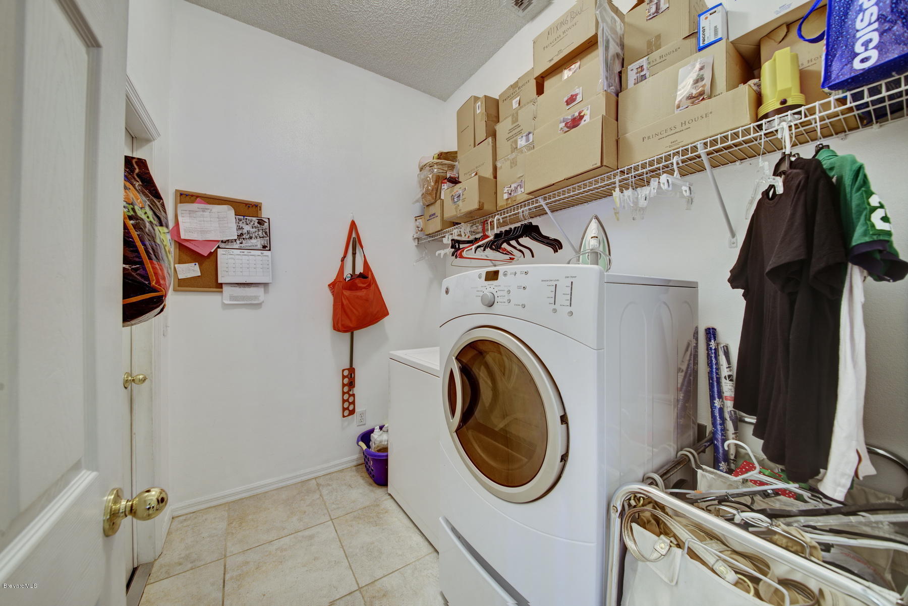 4851 Decatur Circle Melbourne, FL 32934 - Photo 25 of 27 Laundry & Utility Room