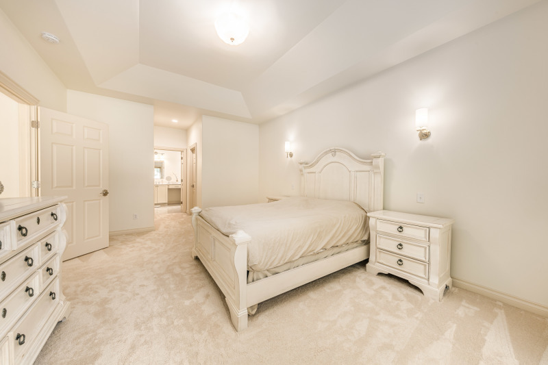 545 Thomas Road Wales, WI 53183 - Photo 23 of 46 Primary Bedroom