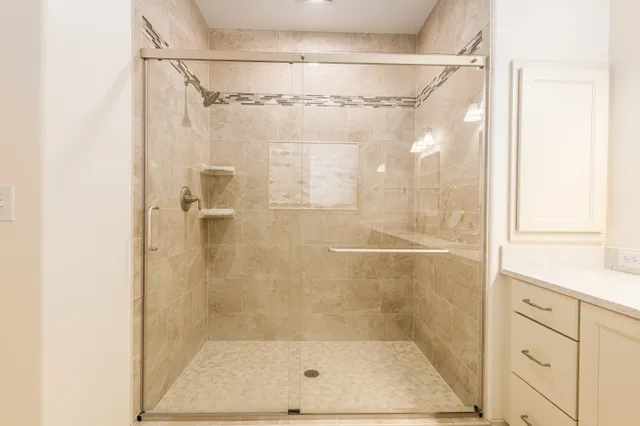 $925,000 | 545 Thomas Road, Wales, WI 53183