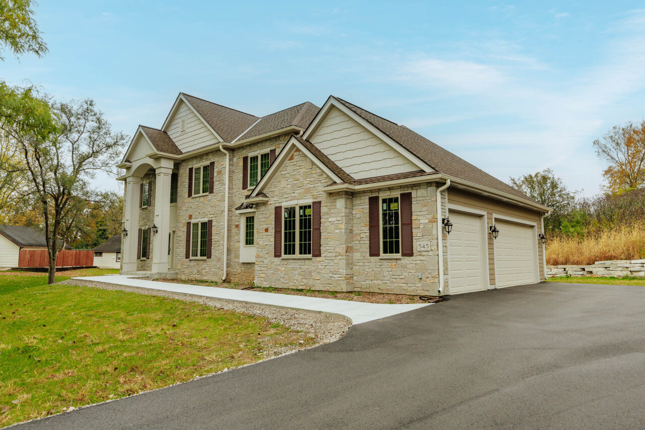 545 Thomas Road Wales, WI 53183 - Photo 3 of 46 Exterior