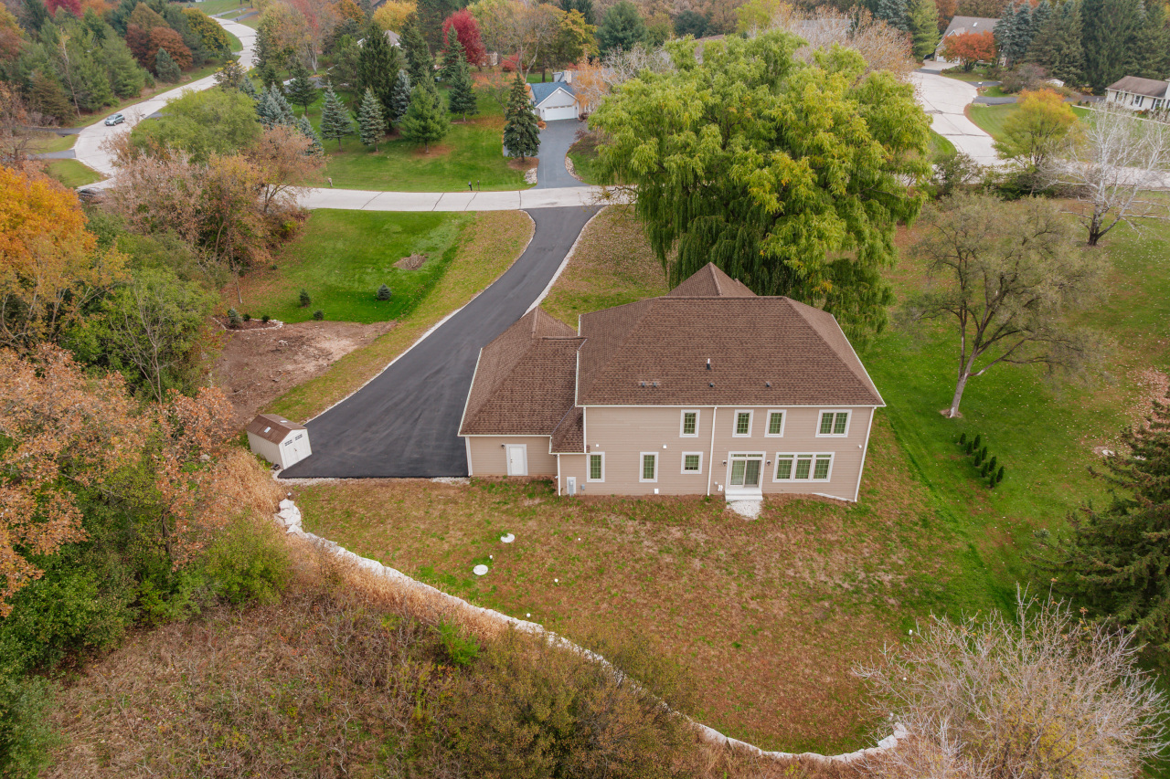 545 Thomas Road Wales, WI 53183 - Photo 42 of 46 Exterior