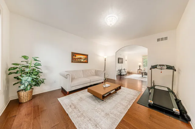 $925,000 | 545 Thomas Road, Wales, WI 53183