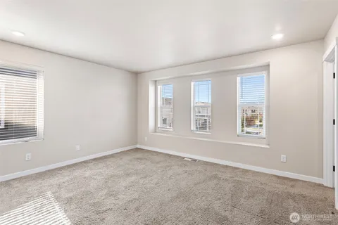 $665,000 | 1533 27th Street Northwest, Puyallup, WA 98371