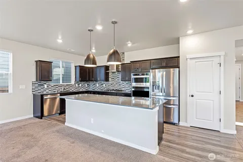 $665,000 | 1533 27th Street Northwest, Puyallup, WA 98371