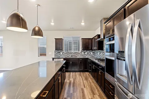 $665,000 | 1533 27th Street Northwest, Puyallup, WA 98371