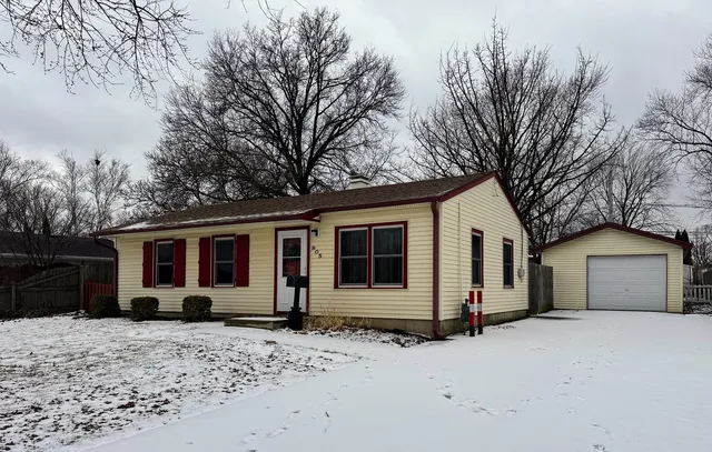 $2,000 | 905 Brentwood Drive, Joliet, IL 60435