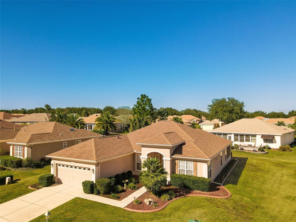 9495 Southeast 130th Place Road Summerfield, FL 34491 - Photo 2 of 47