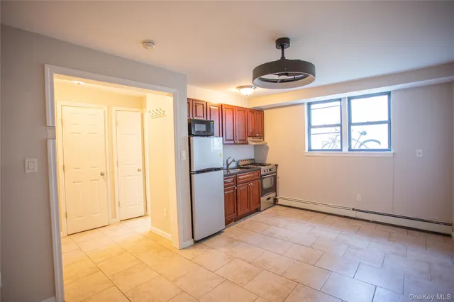 $1,600 | 65 West Broadway, Unit 7G, Long Beach, NY 11561