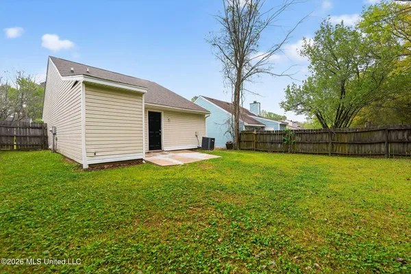 $89,900 | 5528 Tiki Lane, Unit 5528, Jackson, MS 39212