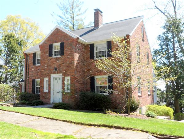 17 Ernest Road Belmont, MA 02478 - Photo 1 of 28 Gallery Image 1