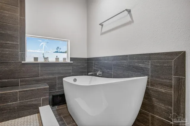 $380,000 | 404 Kilkenny Way, Cantonment, FL 32533