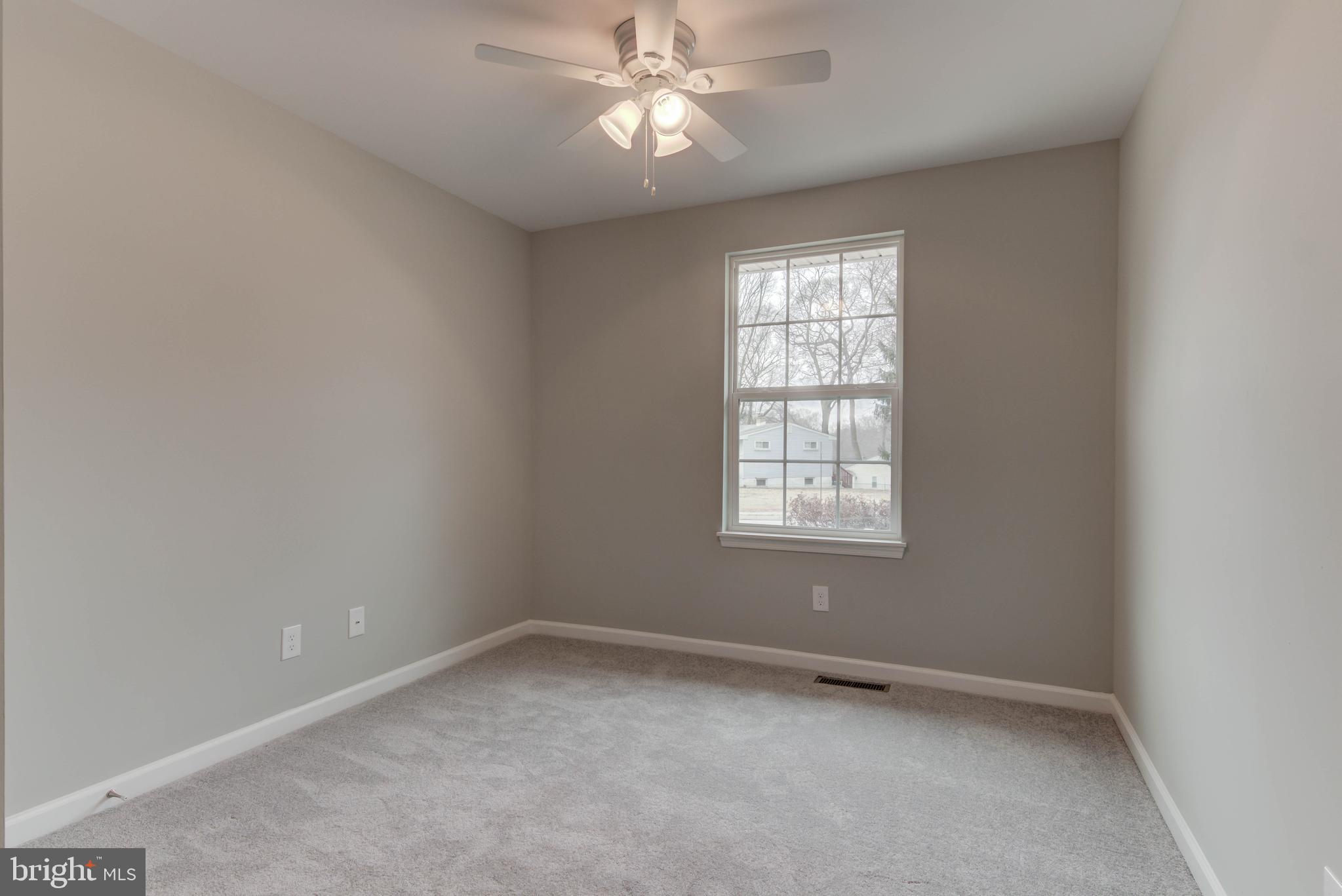 215 Tuscany Road Aston, PA 19014 - Photo 14 of 29