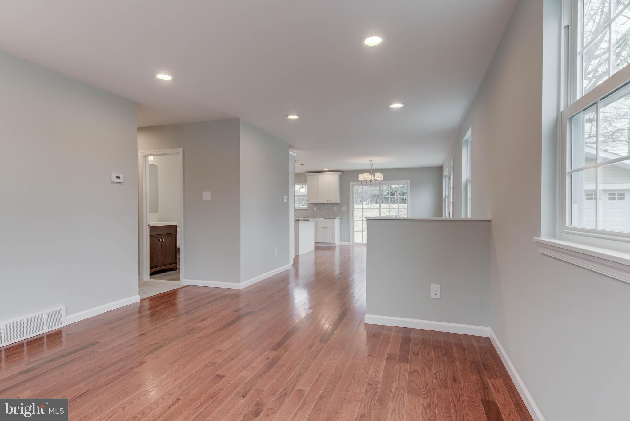 215 Tuscany Road Aston, PA 19014 - Photo 9 of 29
