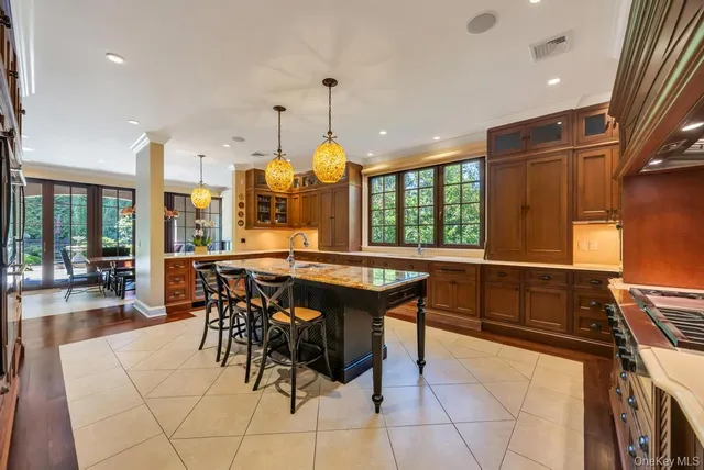 $5,600,000 | 48 Nassau Drive, Great Neck, NY 11021