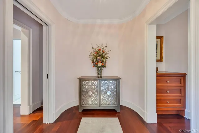 $5,600,000 | 48 Nassau Drive, Great Neck, NY 11021