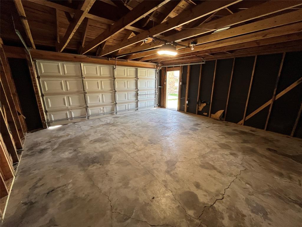 3006 Chiesa Road Rowlett, TX 75088 - Photo 31 of 33 a view of an empty room