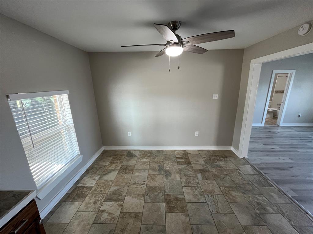3006 Chiesa Road Rowlett, TX 75088 - Photo 10 of 33 a view of an empty room with a window
