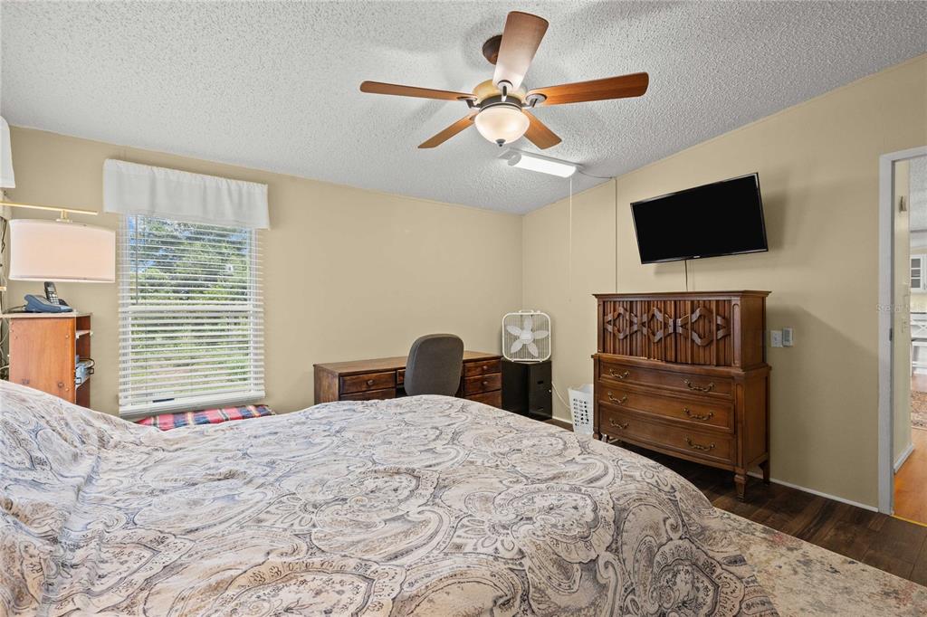 34945 Buck Road Zephyrhills, FL 33541 - Photo 33 of 47 Gallery Image 33