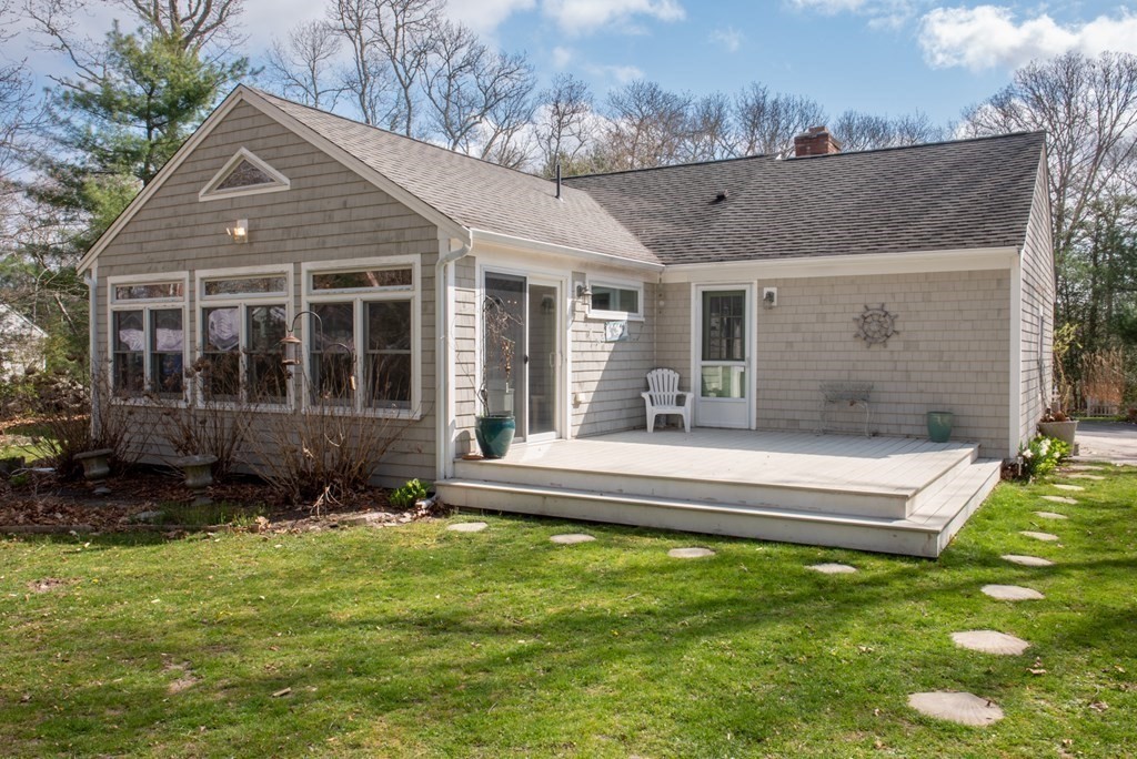35 Head Of Pond Road Barnstable, MA 02648 - Photo 3 of 22 Gallery Image 3