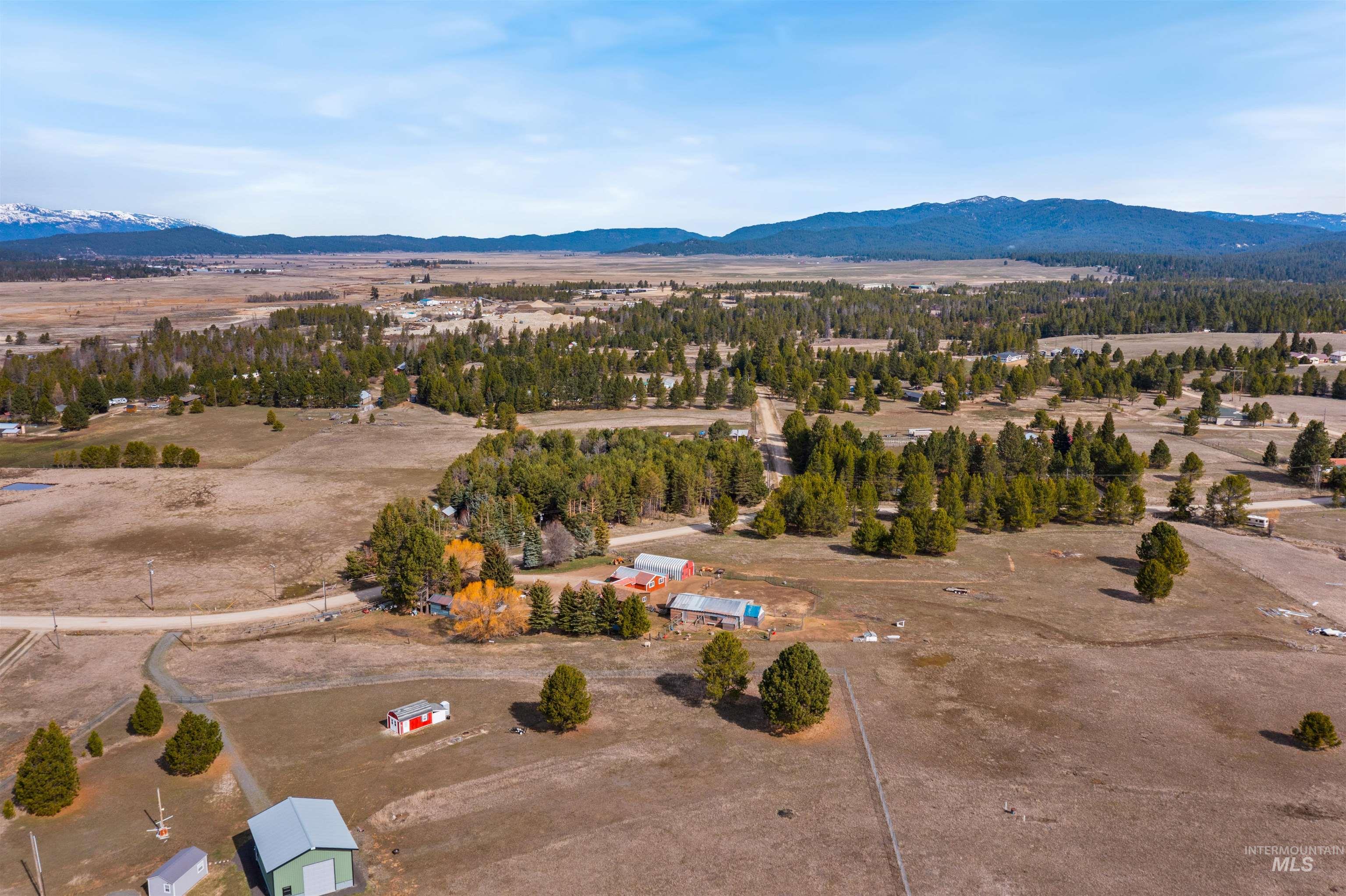 37 Pine Cone Lane Cascade, ID 83611 - Photo 30 of 40