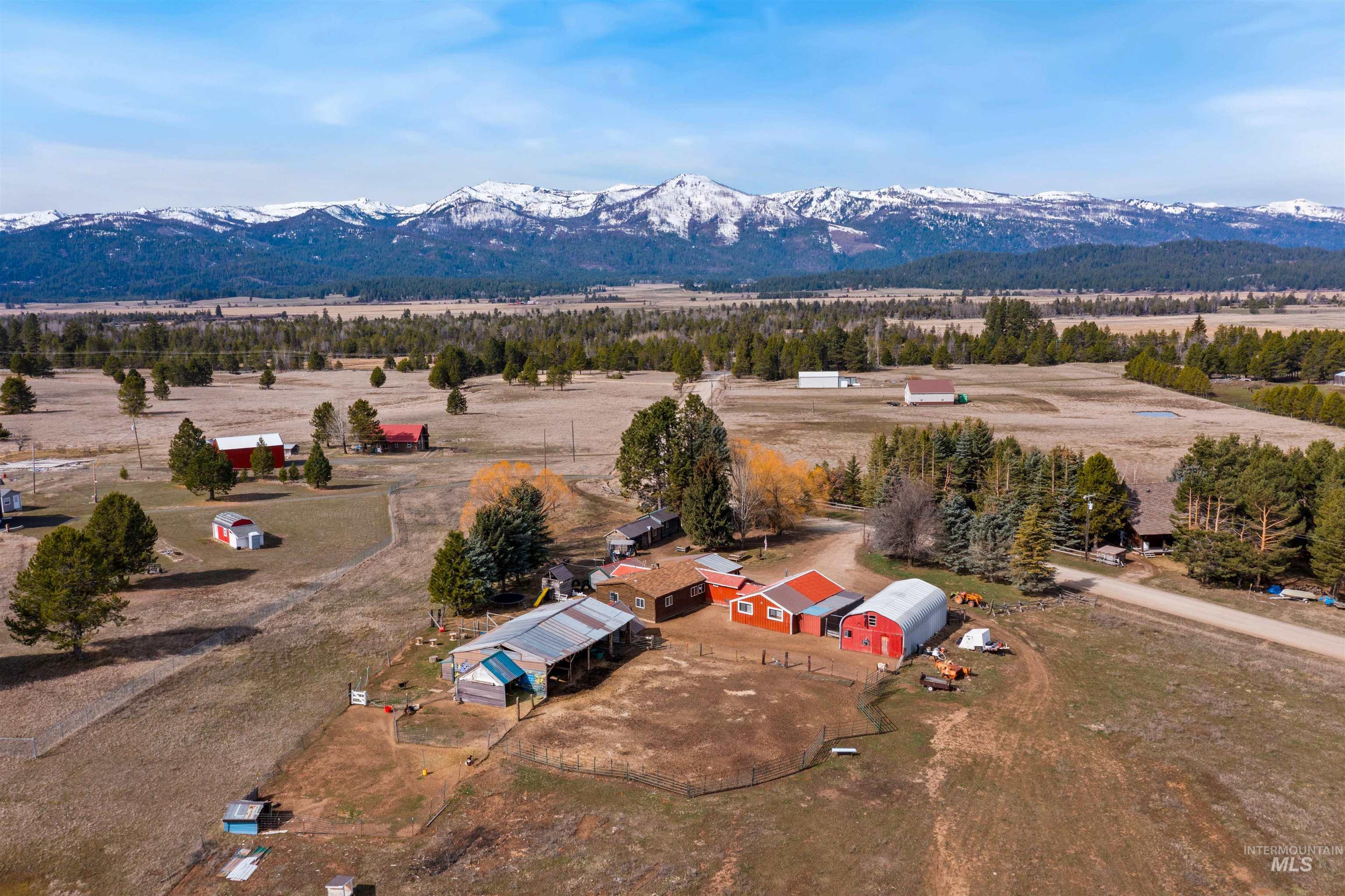 37 Pine Cone Lane Cascade, ID 83611 - Photo 35 of 40